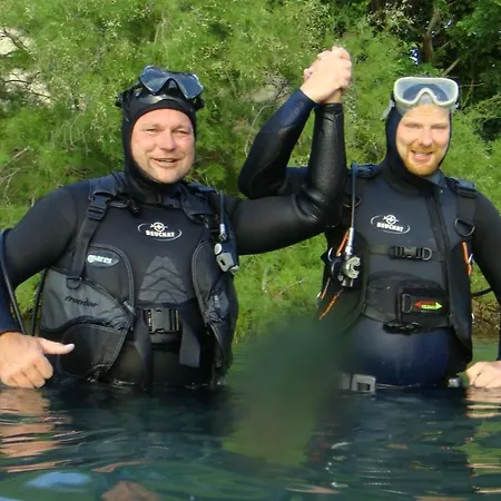 Turisticko Naselje Punta Povlja (Brac)