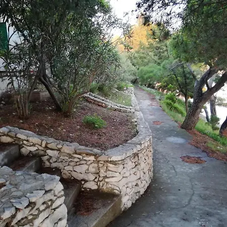 Turisticko Naselje Punta * Povlja (Brac)